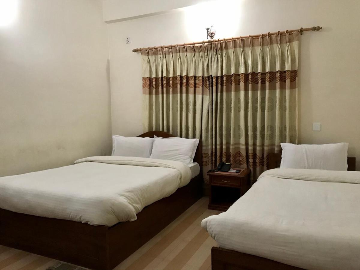 Hotel Asia Pokhara Zewnętrze zdjęcie