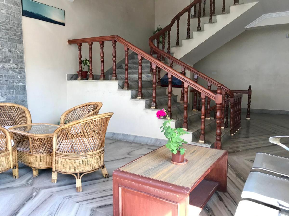 Hotel Asia Pokhara Zewnętrze zdjęcie