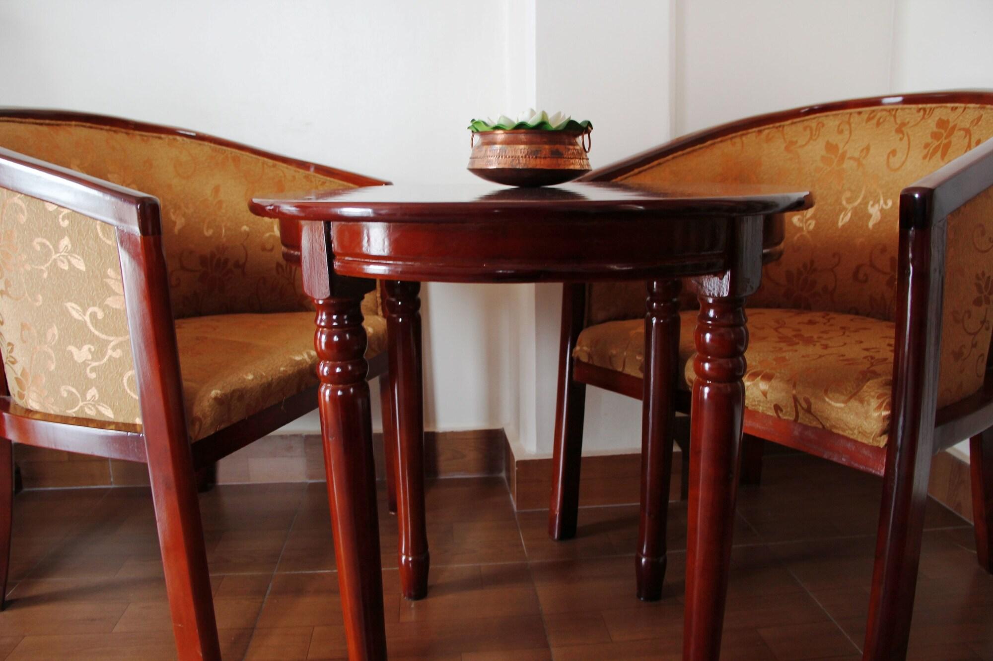 Hotel Asia Pokhara Zewnętrze zdjęcie