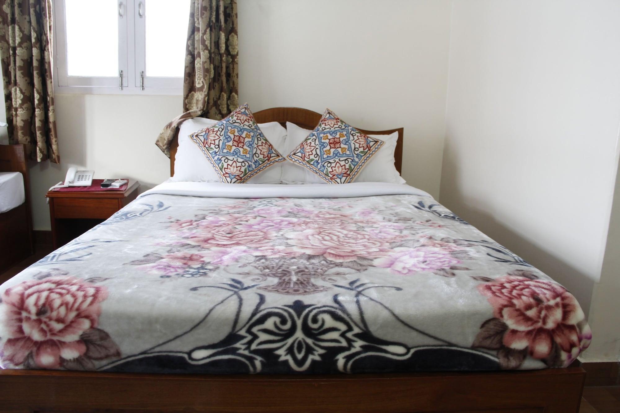 Hotel Asia Pokhara Zewnętrze zdjęcie