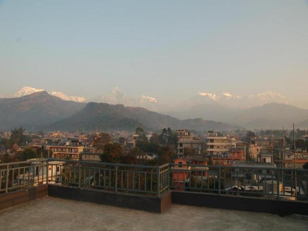 Hotel Asia Pokhara Zewnętrze zdjęcie