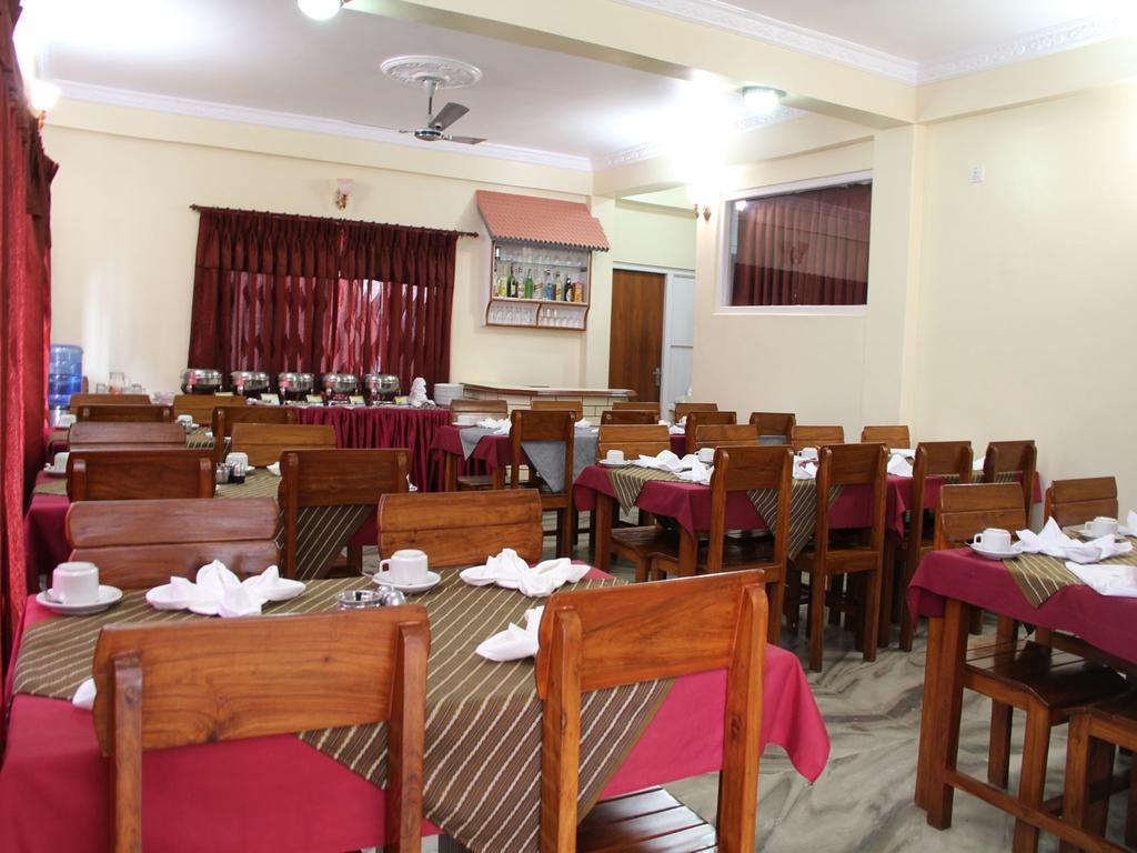Hotel Asia Pokhara Zewnętrze zdjęcie
