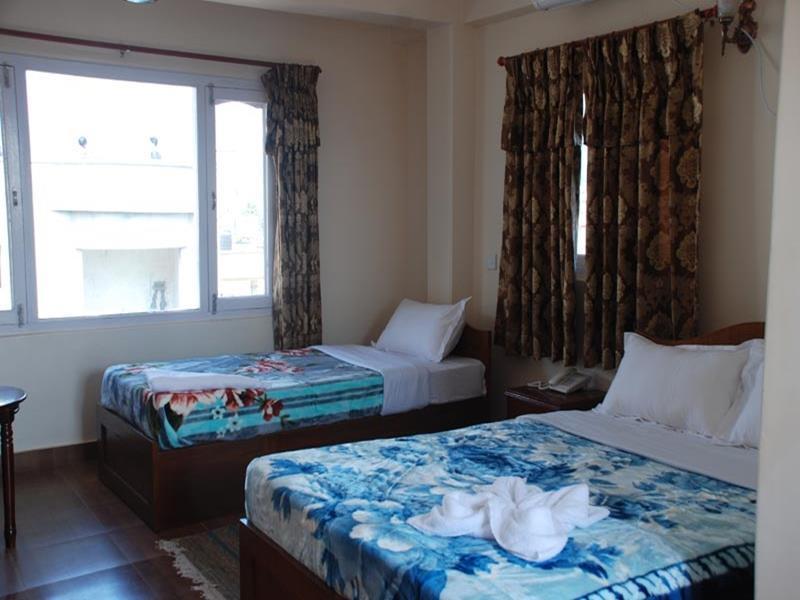 Hotel Asia Pokhara Zewnętrze zdjęcie